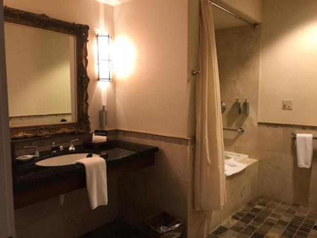 King Room - Disability Access interior